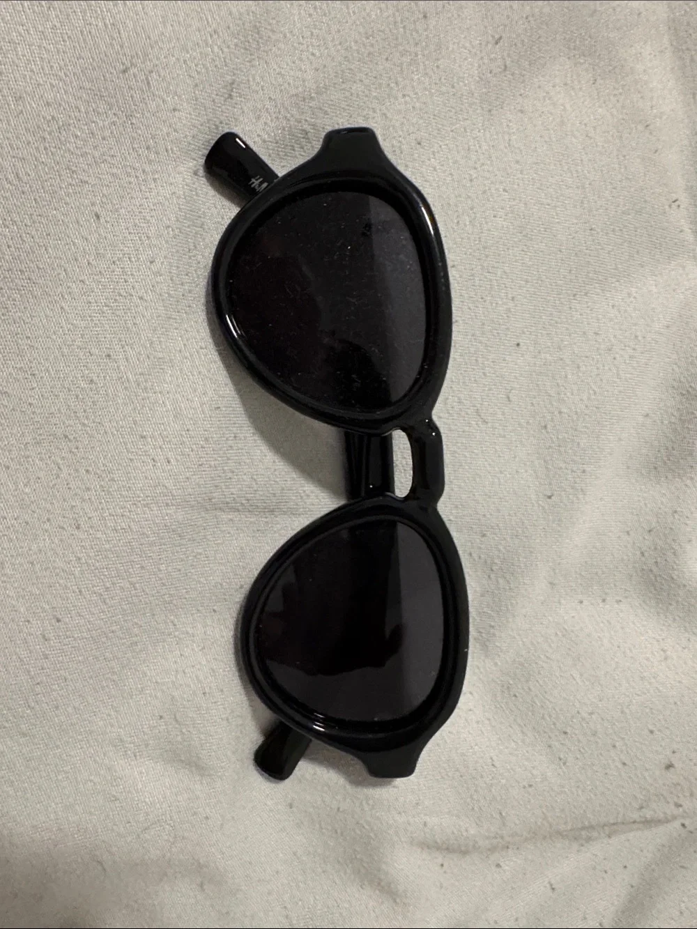 H&M Black Round Sunglasses